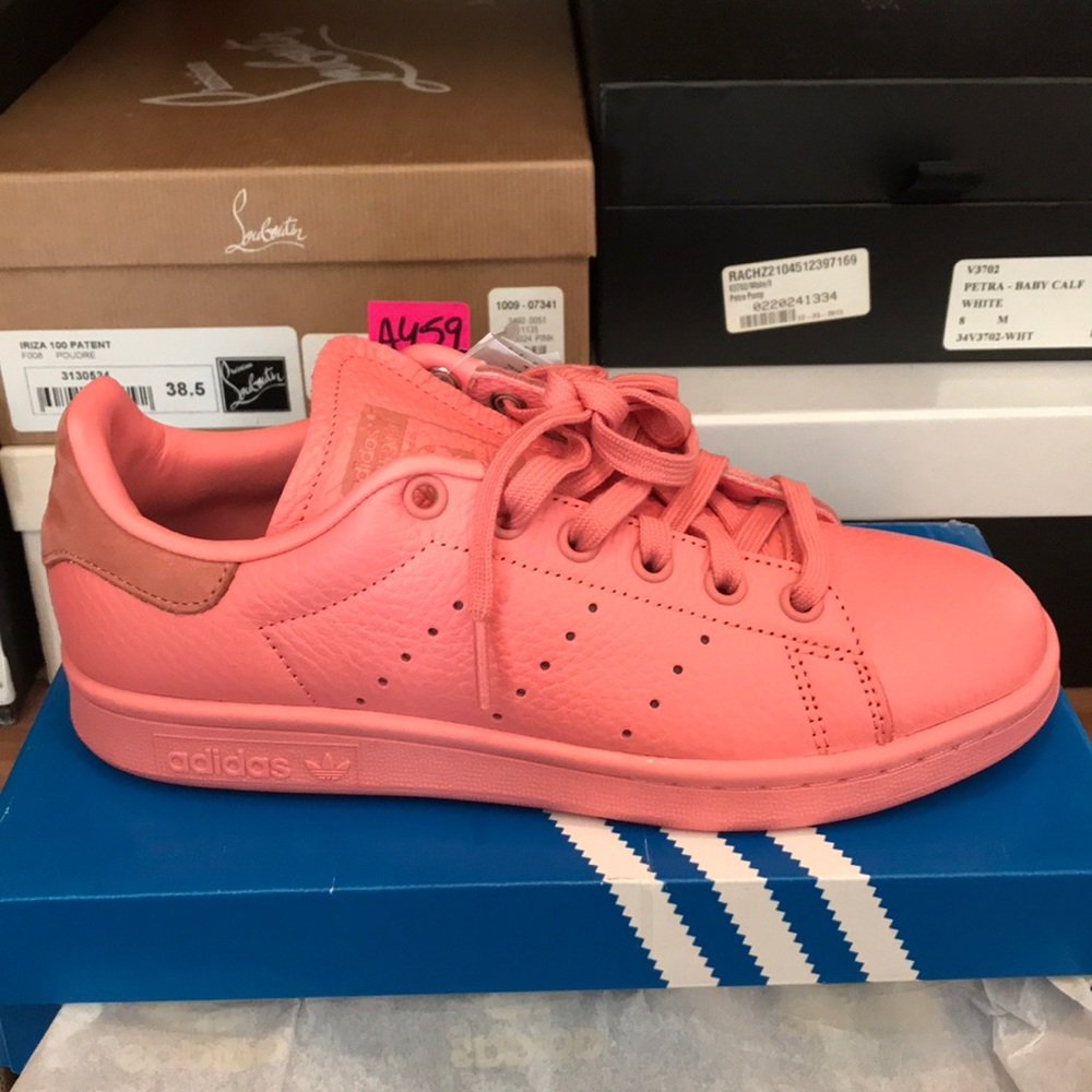 Brand new never worn Adidas Stan Smith originals